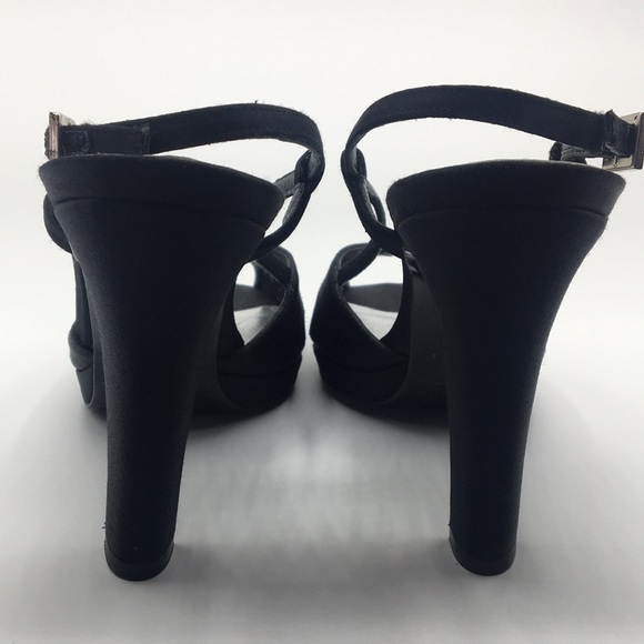 Stuart Weitzman black heels with crystal buckle size 6 medium - Picture 7 of 12
